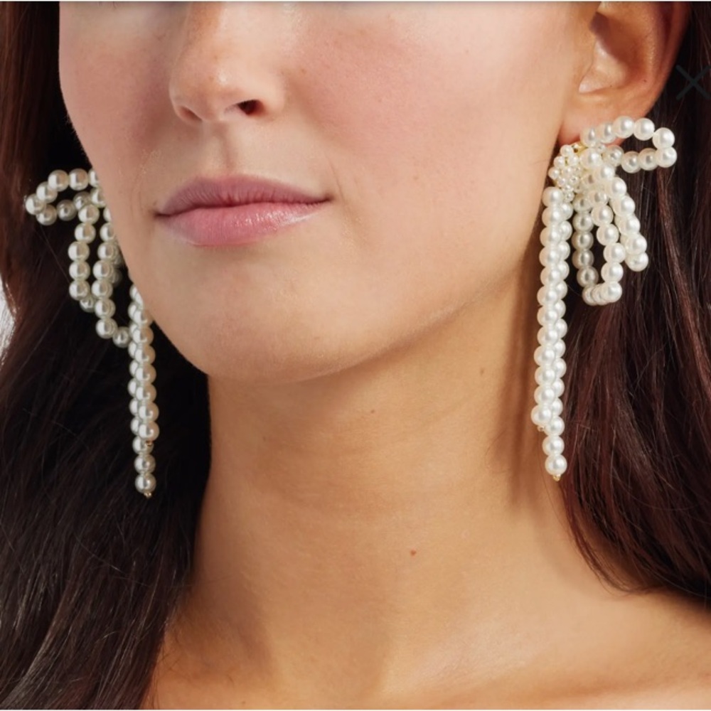 Elegant Pearl Bow Statement Earrings